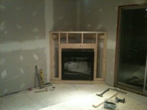 Декоративный угловой камин из гипсокартона своими руками