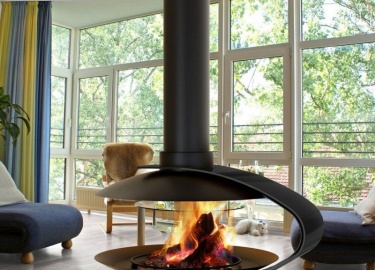 С чего стоит начать? Дымоход, идущий из печи. Дымоход, располагающийся с одной из сторон печи. Дымоход, встроенный в стену и строение дымового прох...