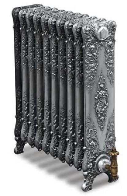 Чугунные радиаторы могут быть установлены на ножках ...
