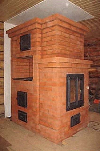 Такая каминная плита может разделить помещение на две зоны
