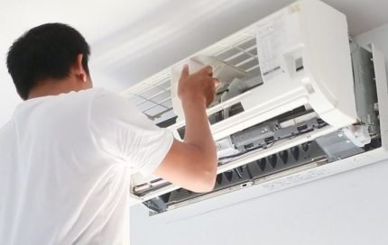 Проверьте кондиционер на наличие неисправностей