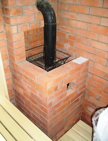 Каменный дымоход для металлической плиты