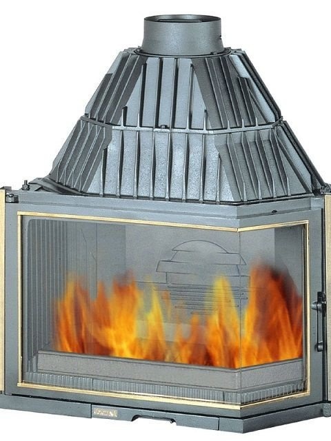 Готовый металлический очаг с прозрачной дверцей из жаропрочного стекла - с ним работа будет намного проще
