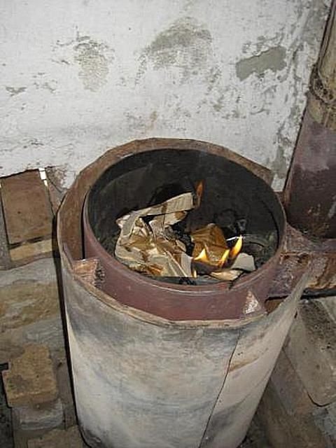 Экран предотвращает горение и создает хороший конвекционный поток