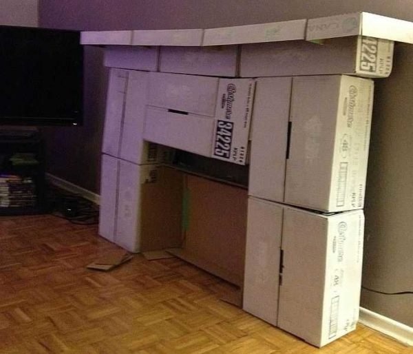 С отрезанными крышками конструкция шатается