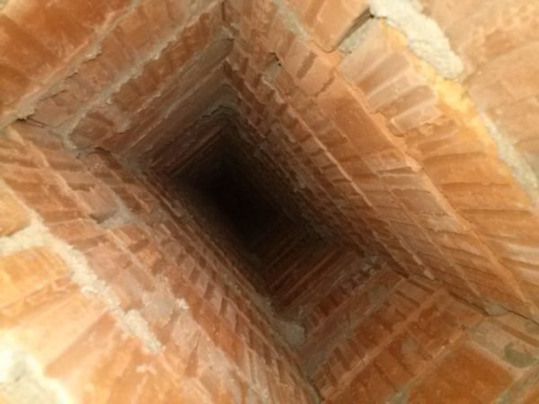 Каменная кладка дымохода