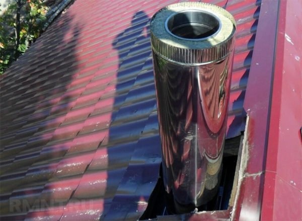 Вытяжная труба через крышу