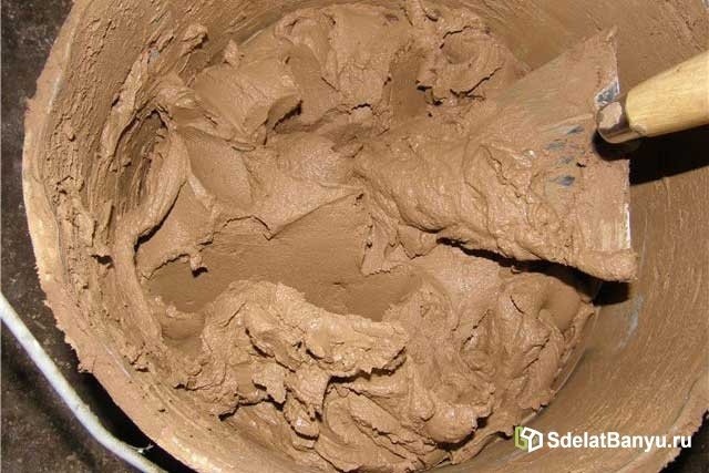 Замешанная смесь в ведре