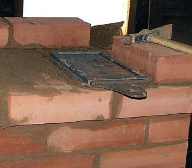 Установка дымовой заслонки на дымовой трубе
