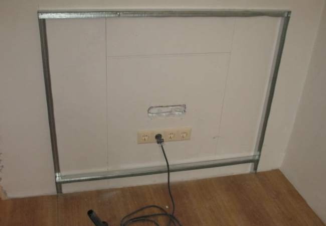 Начало создания каркаса дымохода