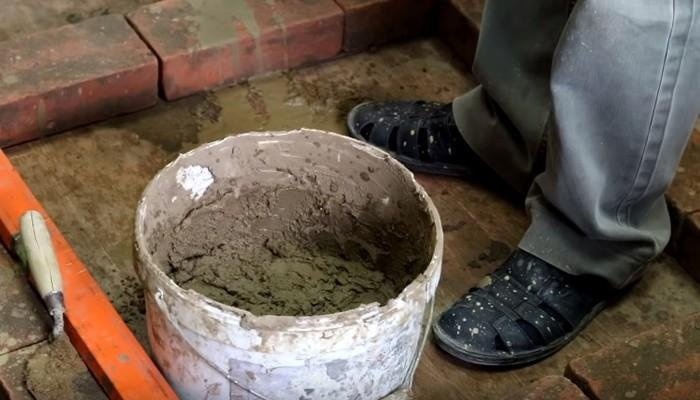 Известково-глиняно-песчаный раствор